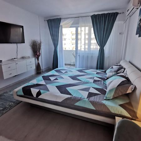 Apartament Regim Hotelier Deva Bagian luar foto