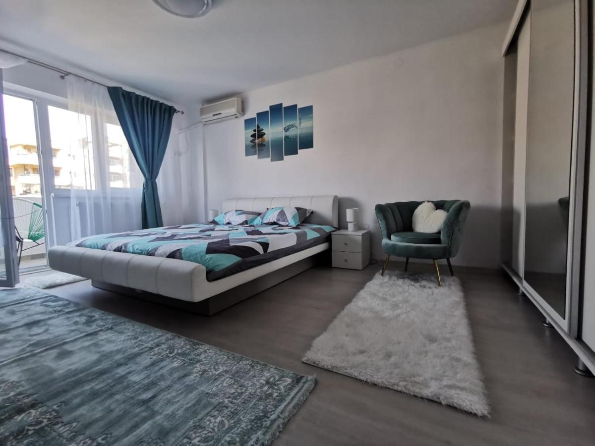 Apartament Regim Hotelier Deva Bagian luar foto